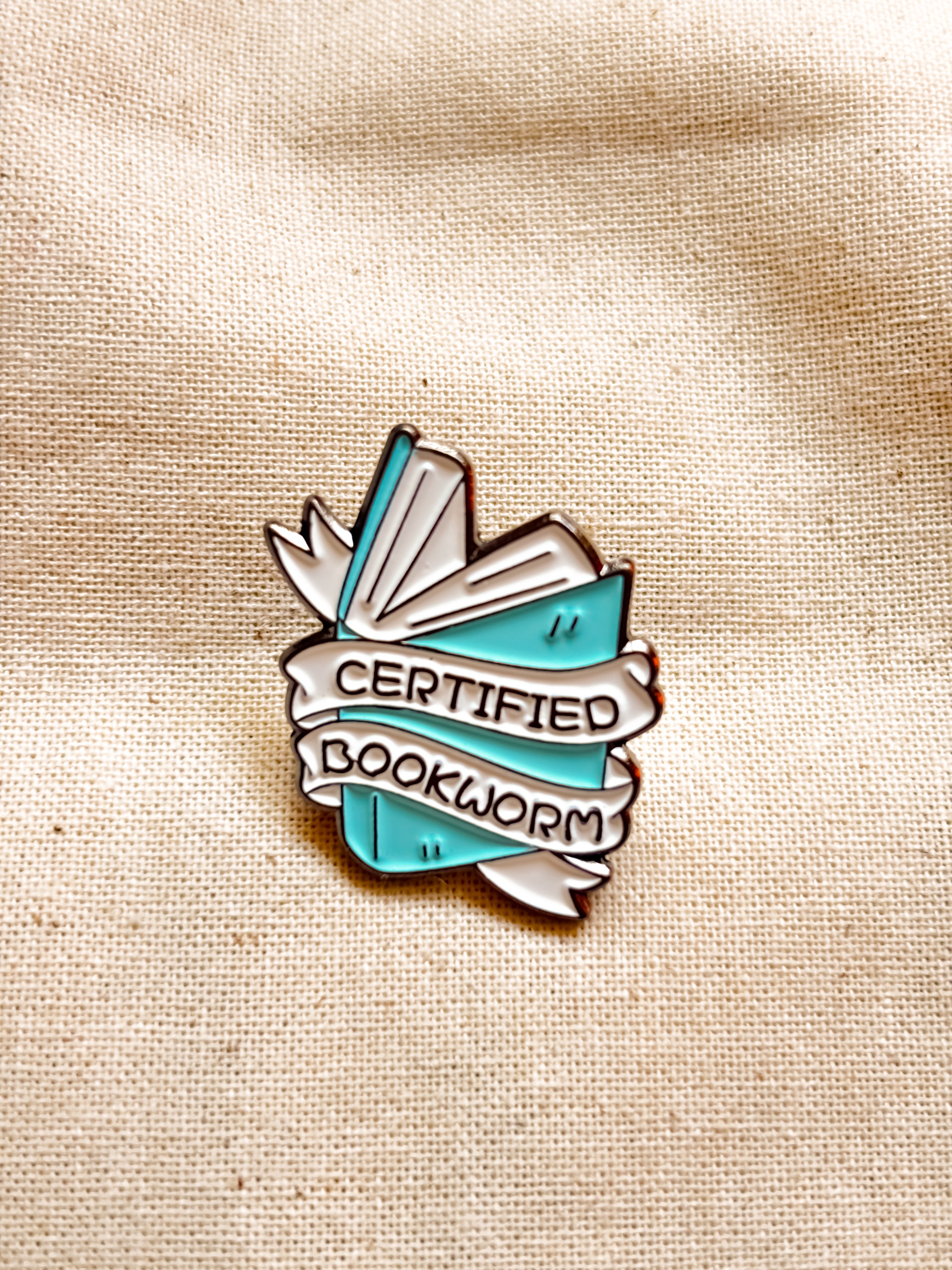 Pin "Certified Bookworm"