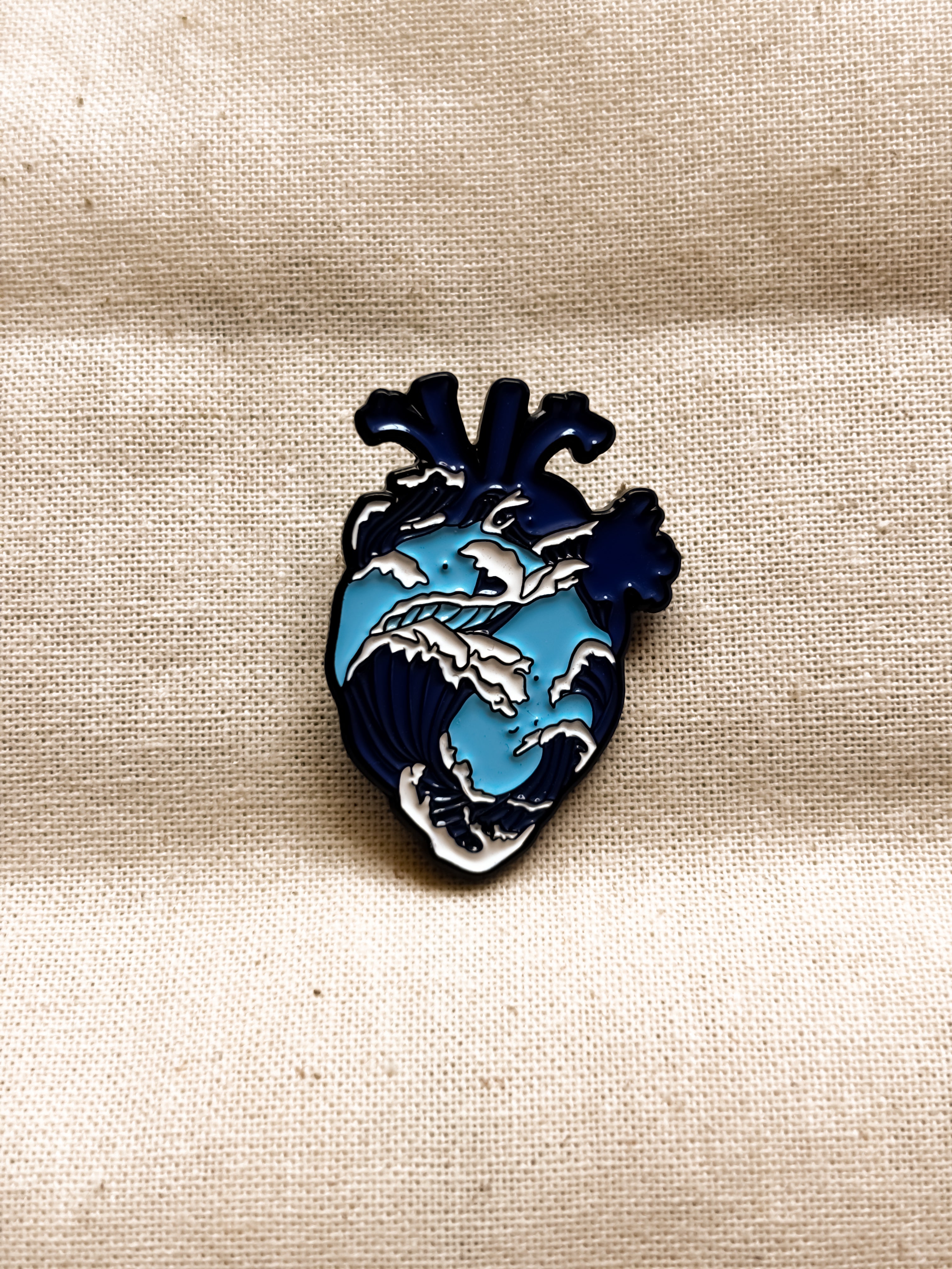 Pin “Ocean Heart”