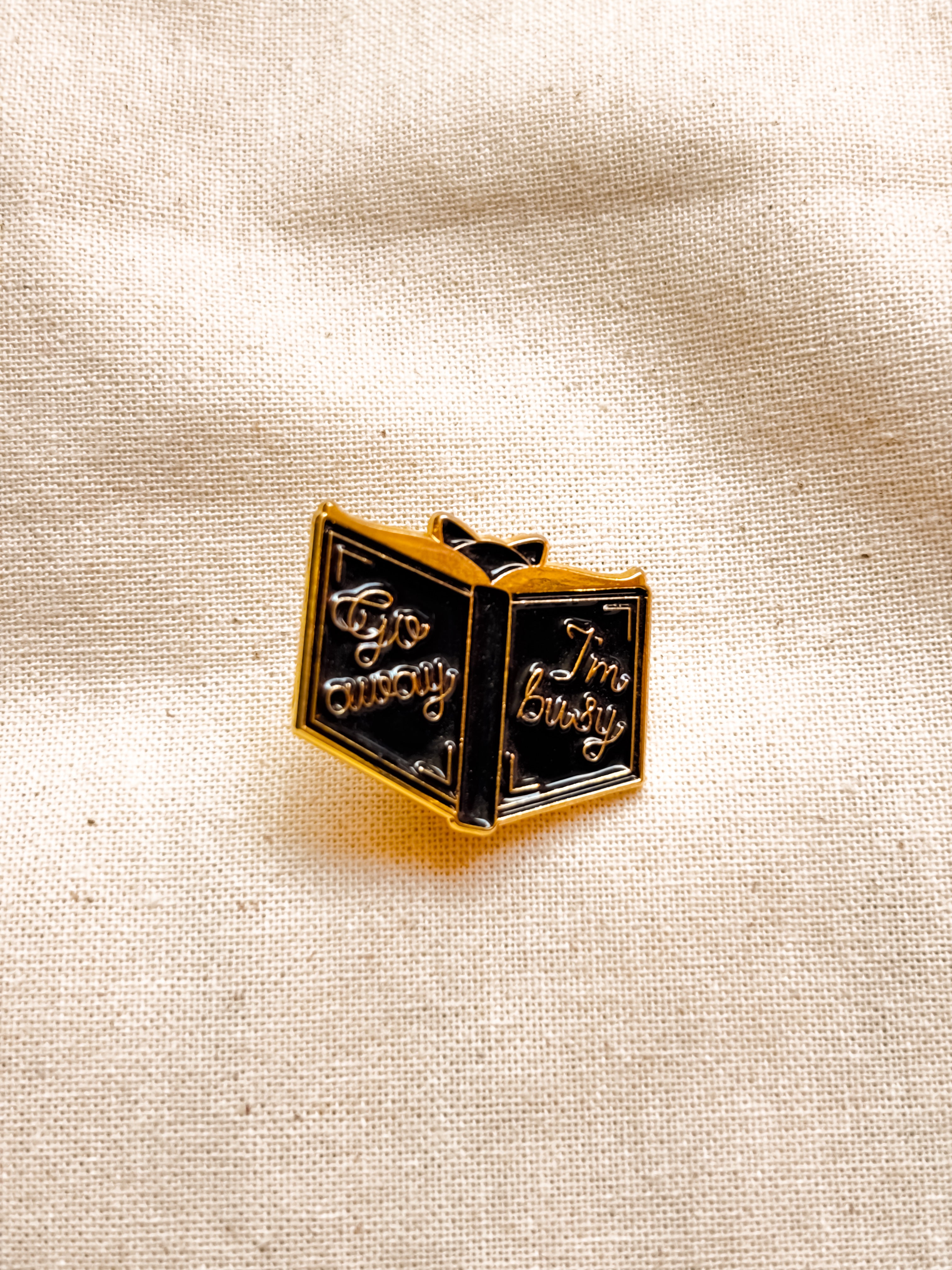 Pin "Go away"
